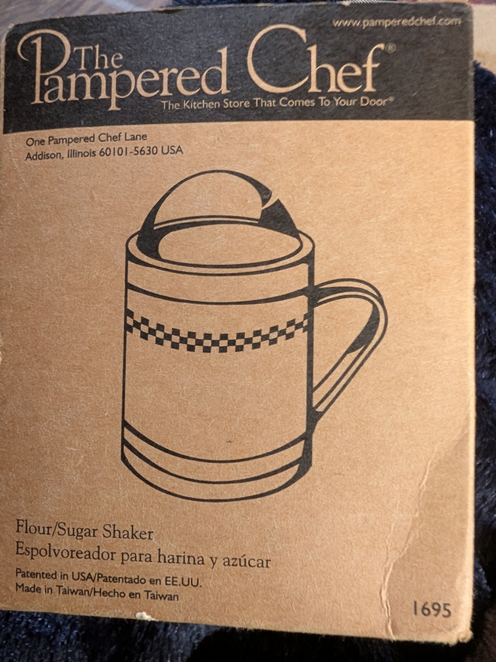 The Pampered Chef Brown & Black Flour/Sugar Shaker Box Art